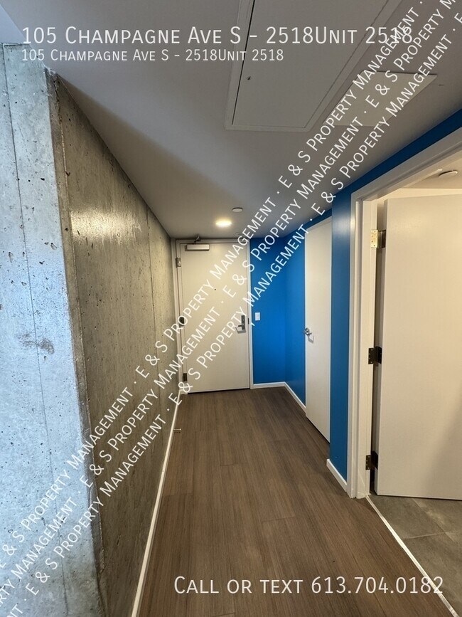 Photo du bâtiment - 105 Champagne Ave S