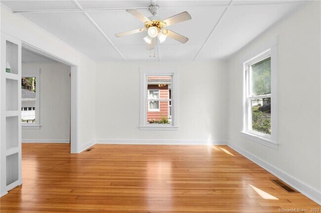 Foto del edificio - 22 Sycamore Ln