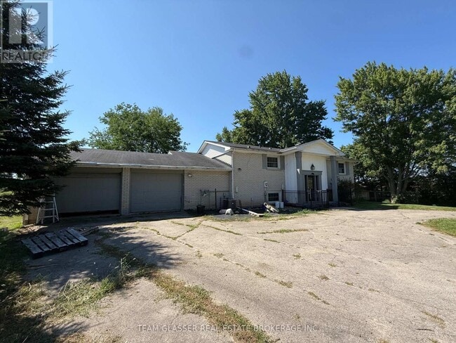 Building Photo - 7395 Westminster Dr