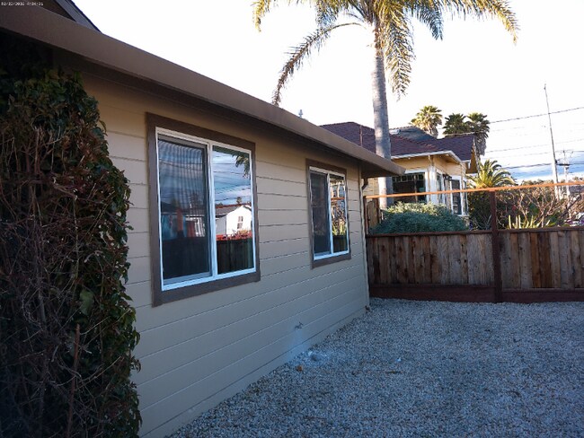 Foto del edificio - 711 Cayuga St