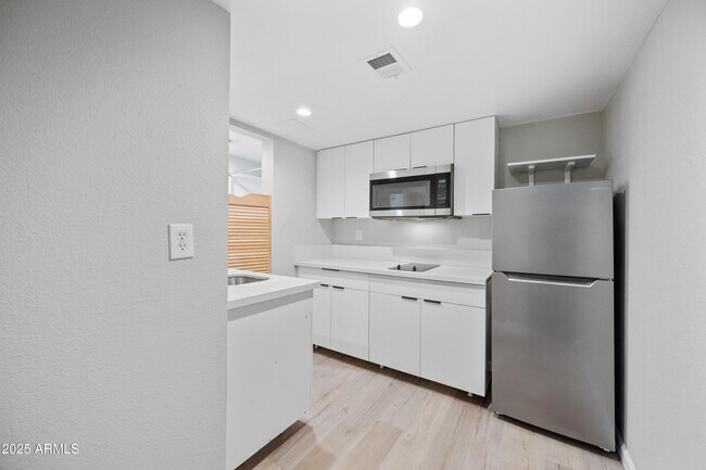 Foto del edificio - 3025 N 32nd St