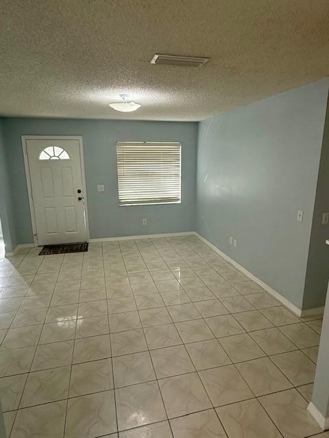 Foto del edificio - 11 Hemlock Circle Ter