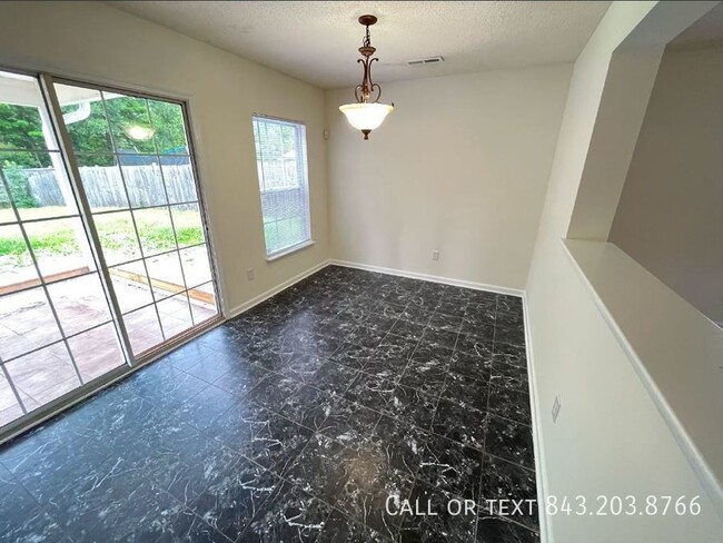 Building Photo - 5106 Torrey Ln