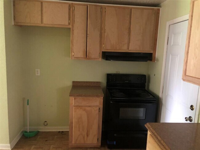 Foto del edificio - 4213 Rockingham St
