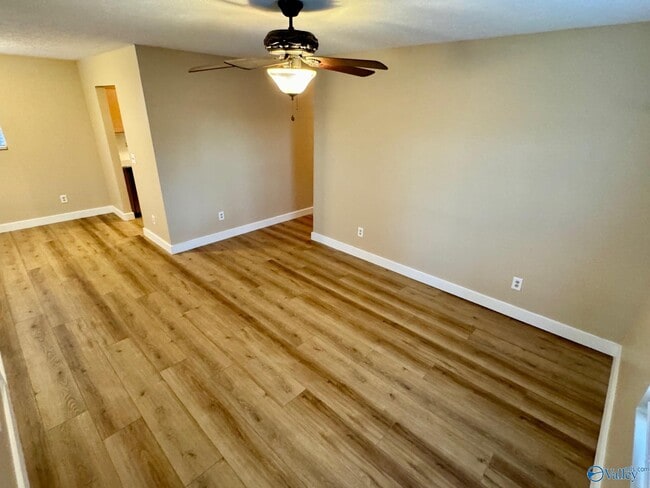 Building Photo - 4013 Pine Ave SW