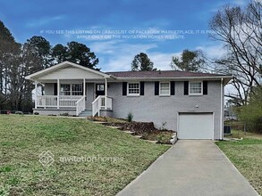 Building Photo - 2280 Sherwood Pl SW