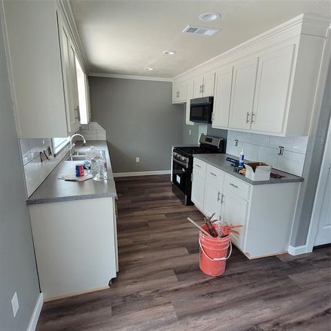 Foto del edificio - 1721 Hillside Dr