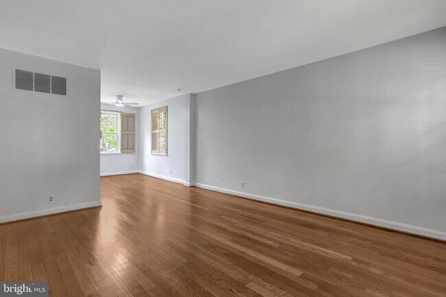 Foto del edificio - 3204 S Stafford St