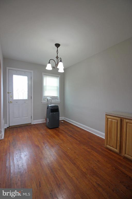 Foto del edificio - 529 Parksley Ave