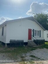 Building Photo - 714 Evangeline Dr