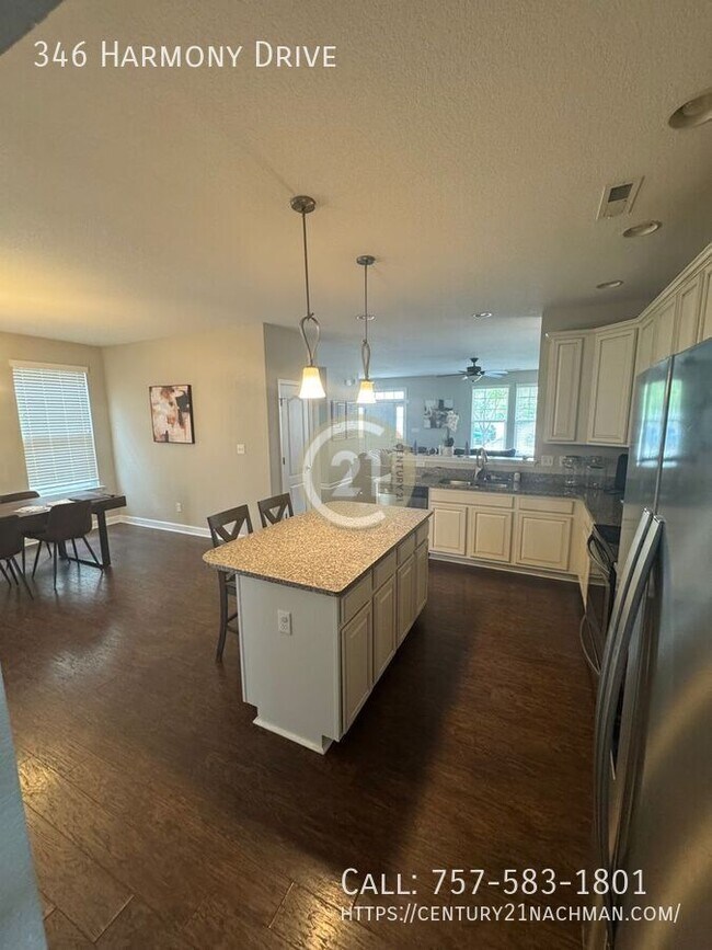 Building Photo - 346 Harmony Dr