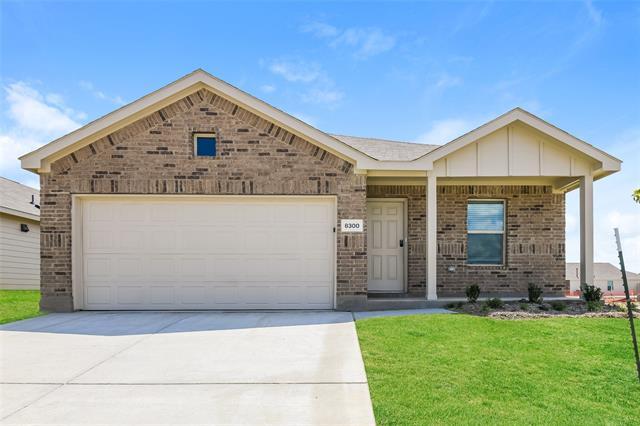 Foto principal - 8300 High Robin Ave