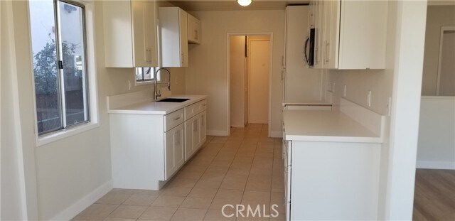 Building Photo - 6614 Cassandra Dr