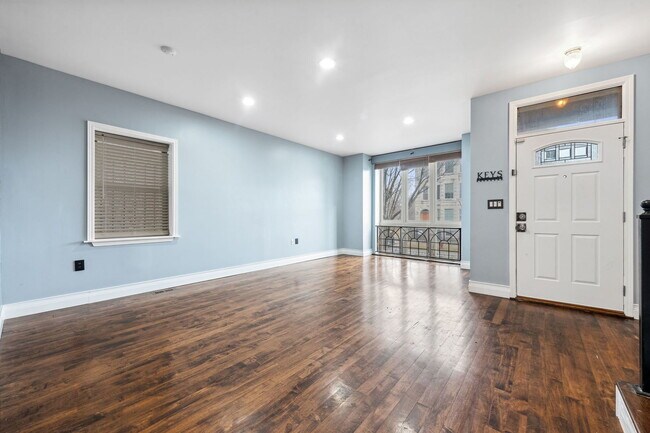 Foto del edificio - 4528 S St Lawrence Ave
