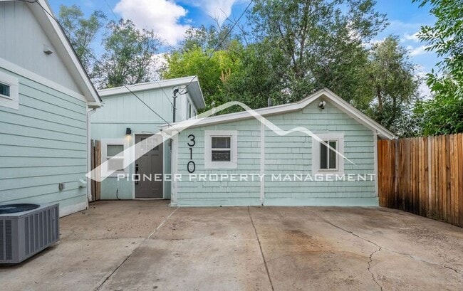 Building Photo - 310 W St Vrain St