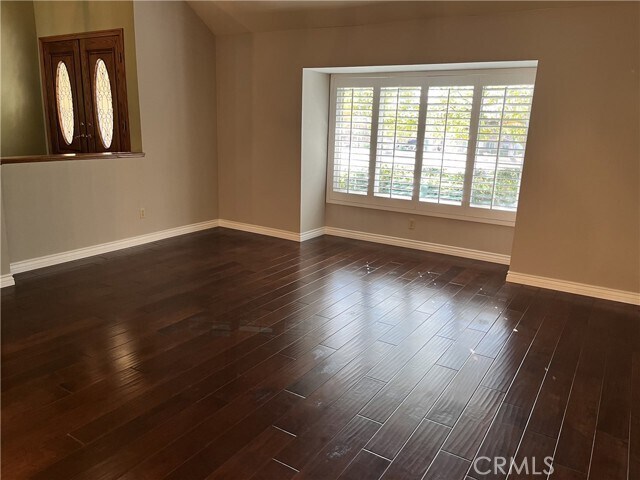 Building Photo - 671 Ridgeview Ct