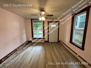 Building Photo - 160 S Tulpehocken St