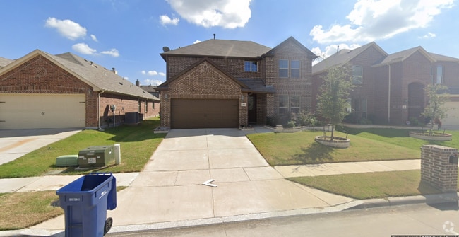 Building Photo - 705 Cypress Hill Dr