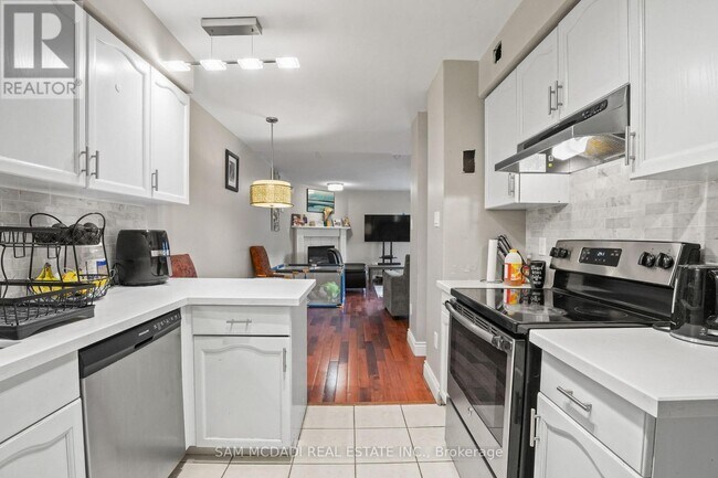 Photo du bâtiment - 1073 Gabriel Pl