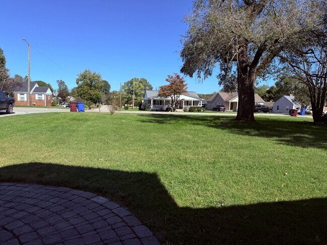 Building Photo - Alcoa rental  available now