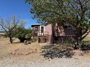 Building Photo - 19 Danice Ln