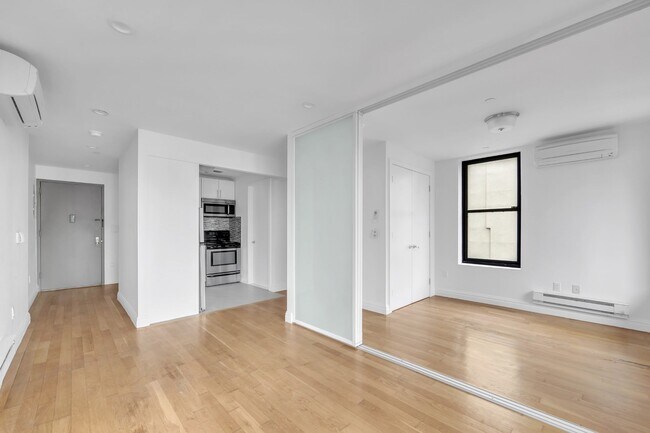 Foto del edificio - East 117th Street