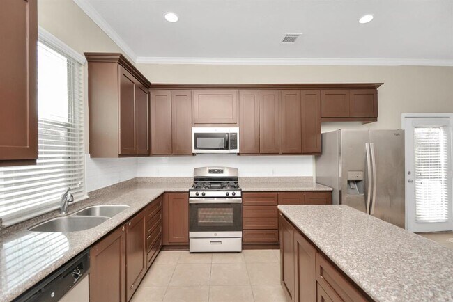 Foto del edificio - 15311 Addicks Stone Dr
