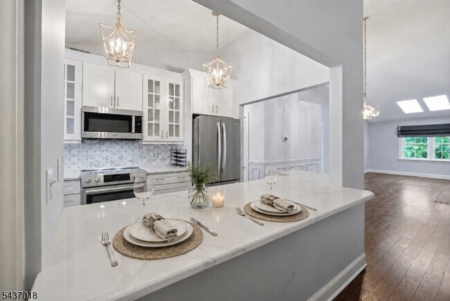 Foto del edificio - 130 Smithfield Ct