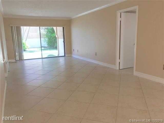 Foto del edificio - 3 br, 2 bath Condo - 8287 SW 128th St 108
