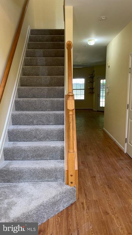Foto principal - 6125 White Marble Ct
