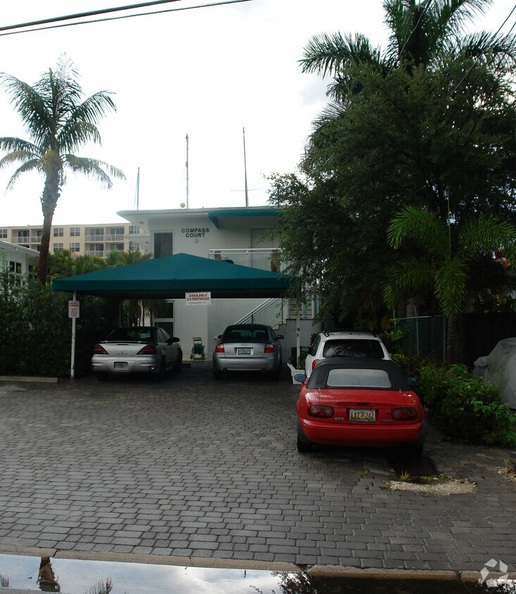 Foto del edificio - 308-312 W Hendricks Is
