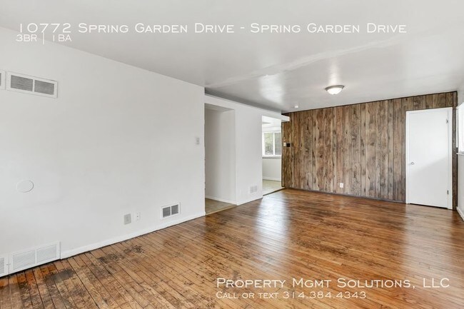 Building Photo - 10772 Spring Garden Dr