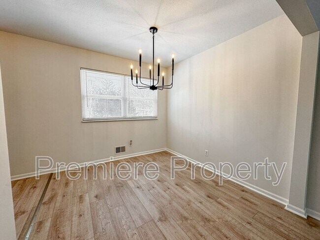 Foto del edificio - 1602 SW Sunset St