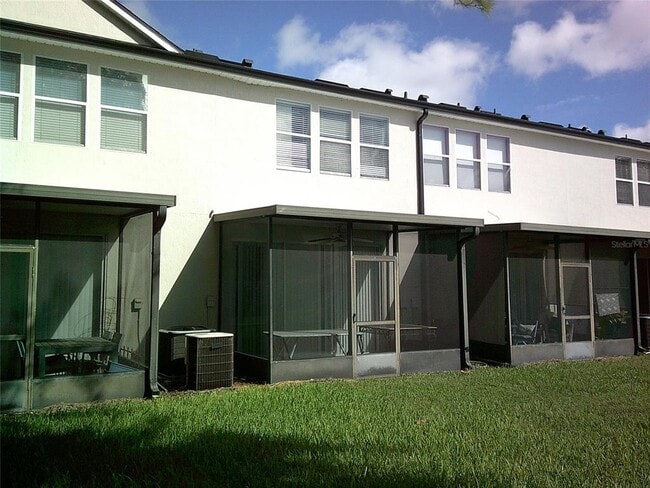 Building Photo - 6292 Twain St