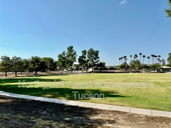 Building Photo - 2741 W Firebrook Rd