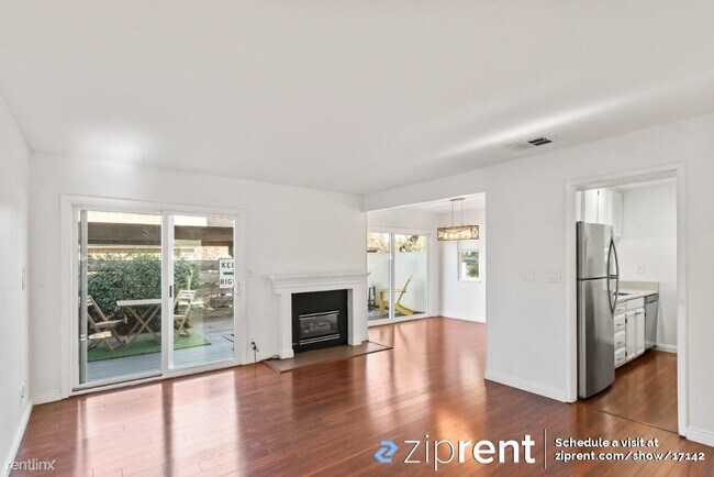 Building Photo - 2 br, 2.5 bath Condo - 8 Zurich Court, Ple...