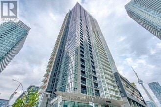 Building Photo - 85-2885 Queens Wharf Rd