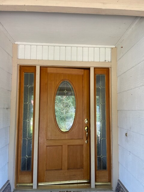 Building Photo - 405 Sutcliffe Pl