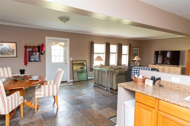 Foto del edificio - 27 Verbank Club Rd