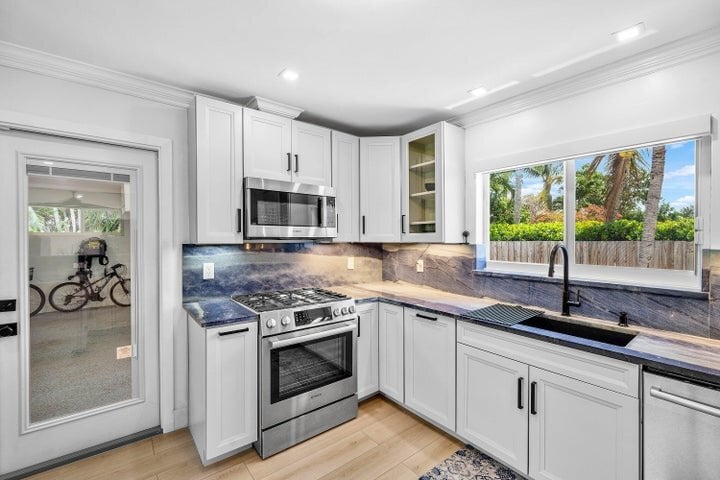 Photo - 2866 SW 8th St (Boynton Beach, FL)