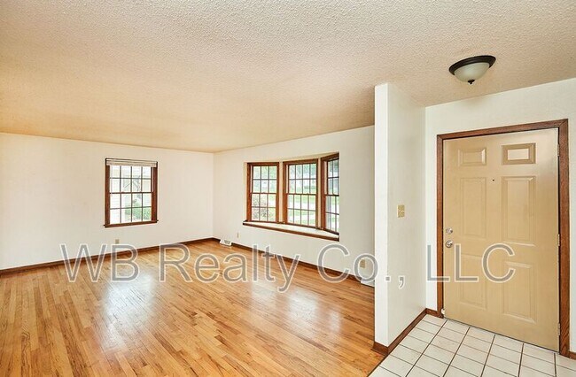 Foto del edificio - 2928 Vine St