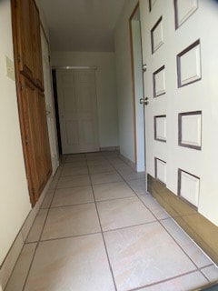 Building Photo - 2625 Kings Rd