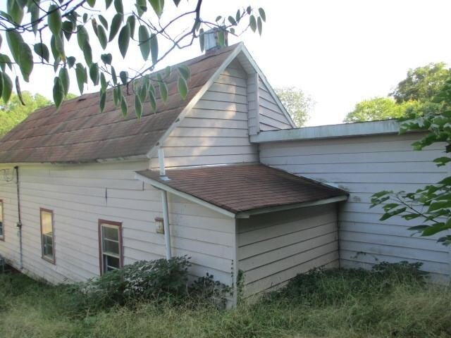 Building Photo - 413 Sweetwater Ave