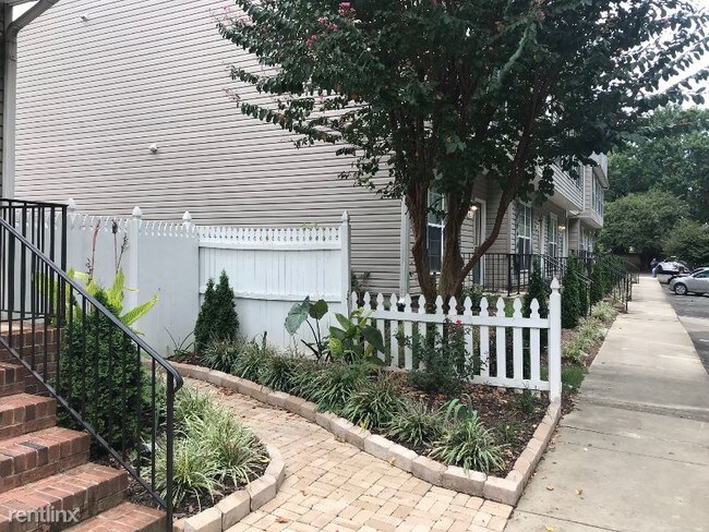 Building Photo - 3 br, 2.5 bath Townhome - 8519 kangaroo court