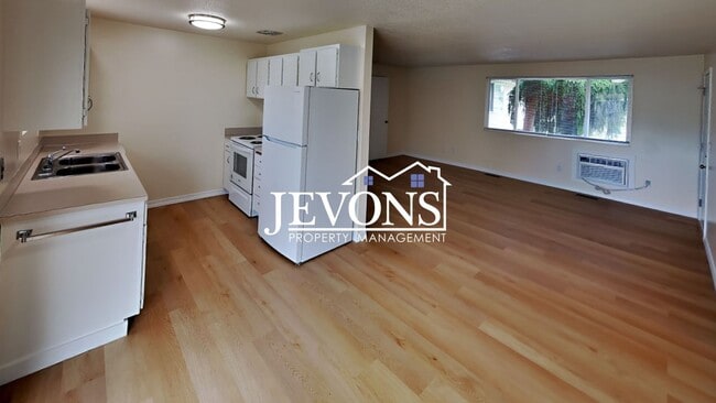 Building Photo - 404 S 81st Ave