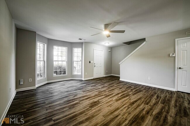 Building Photo - 3840 Waldrop Ln