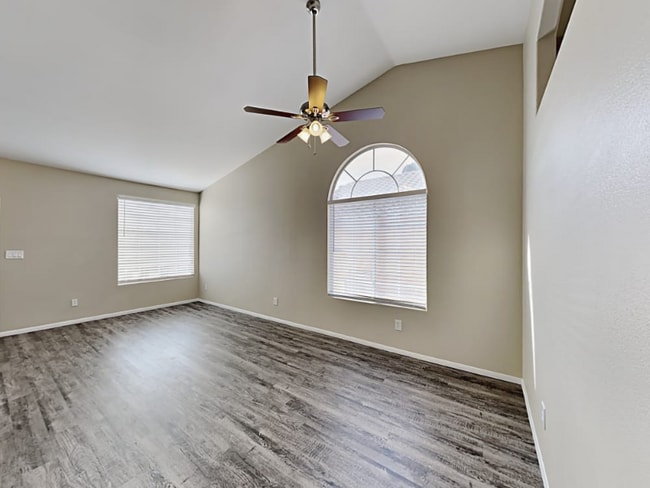 Building Photo - 5724 Pebble Rock Dr