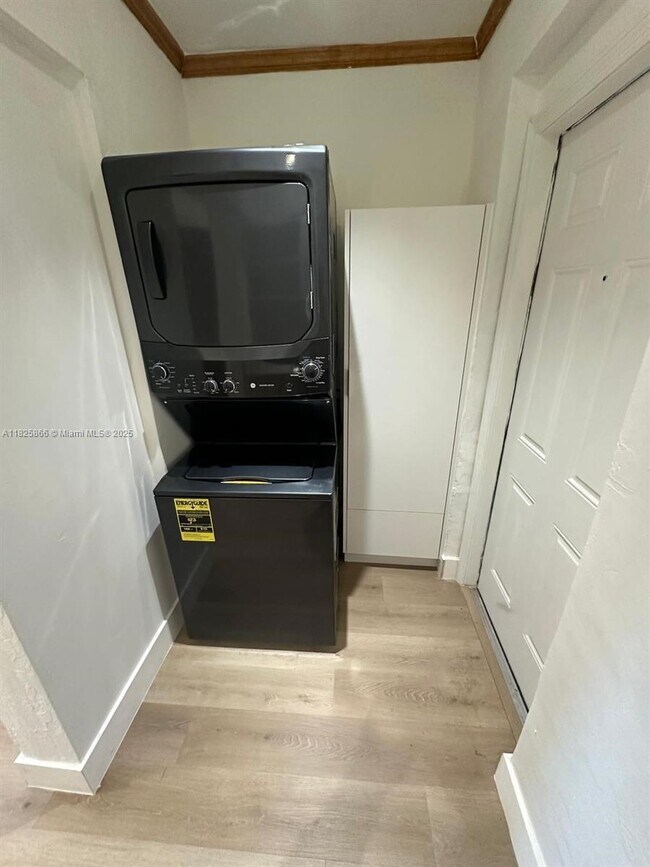 Foto del edificio - 785 NW 96th St