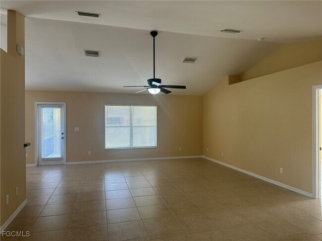 Foto del edificio - 2125 NE 9th Ave