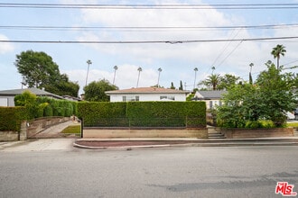 Building Photo - 5130 Templeton St
